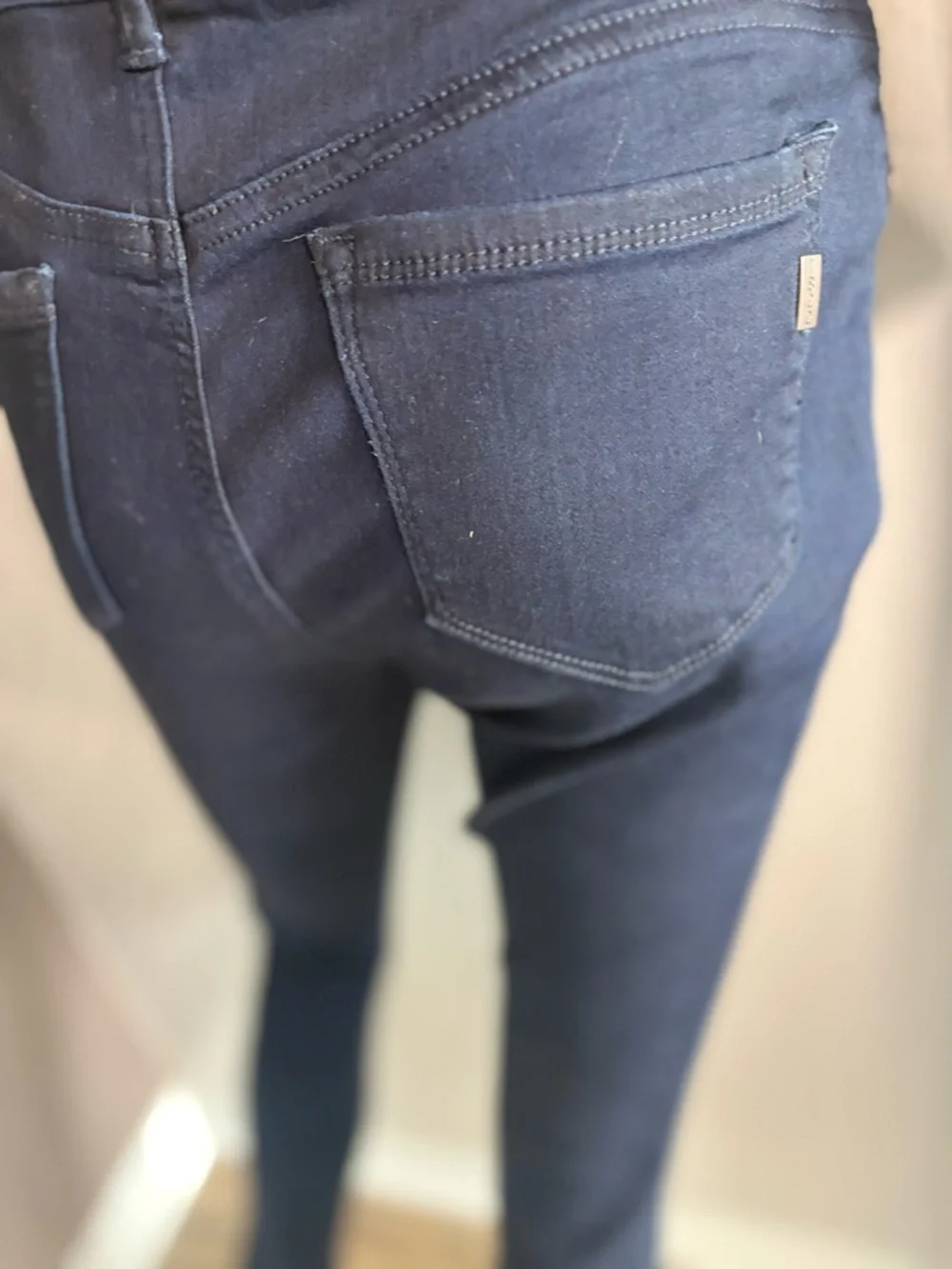 1822 Denim Dark Navy Cropped Slim Ankle Jeans - Picture 2 of 6